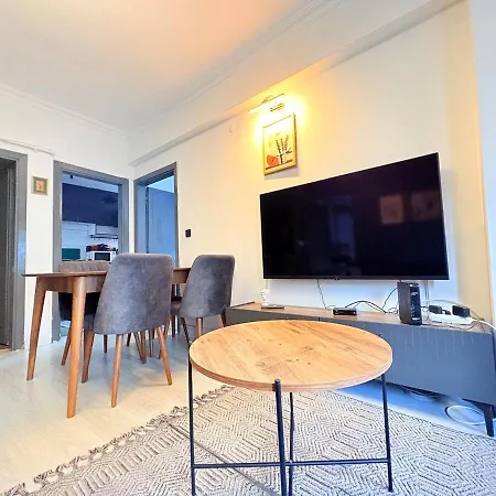 Modern Designer Flat In Cihangir, 2ba, 5beds, Ac, Lift * Istanbulská provincie