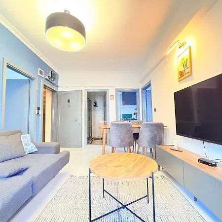 Modern Designer Flat In Cihangir, 2ba, 5beds, Ac, Lift *