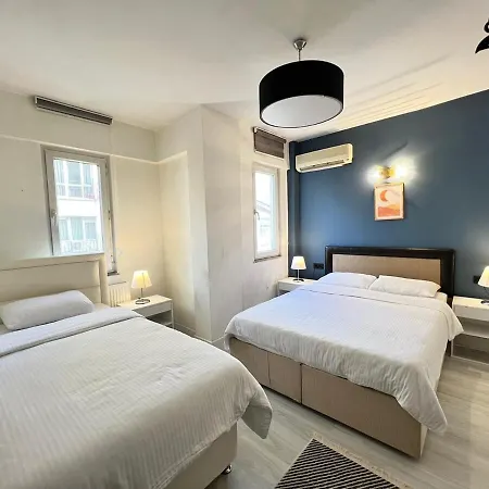 Modern Designer Flat In Cihangir, 2ba, 5beds, Ac, Lift